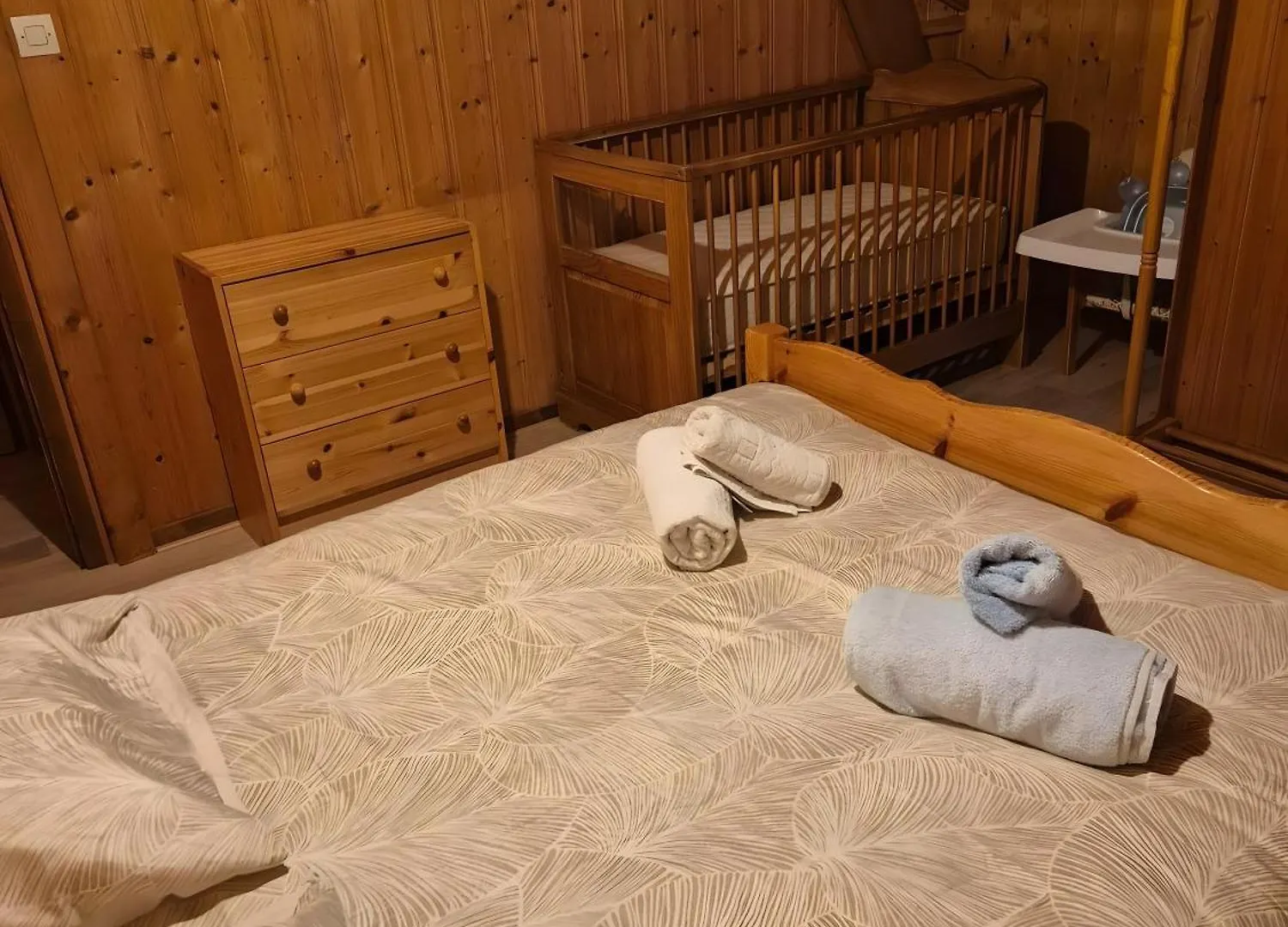 Thollon-les-Memises Chalet Des Charmes